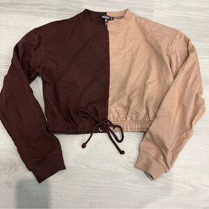 NWOT Missguided Crop Two Toned Tie Long Sleeve Top in Size 6